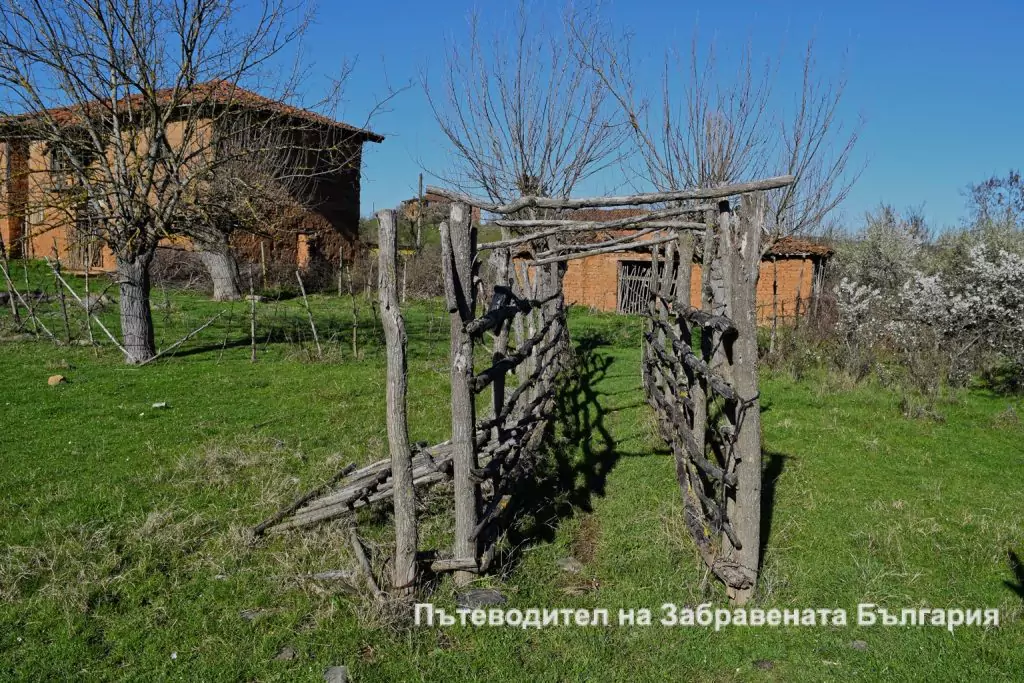 Сив кладенец